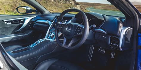 Honda NSX Interior & Infotainment | carwow