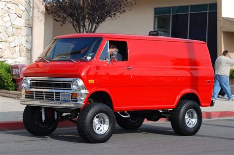 ford econoline truck 4x4 - Rowena Holloman