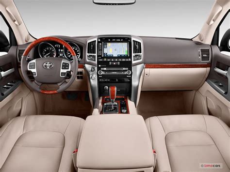 2015 Toyota Land Cruiser: 29 Interior Photos | U.S. News