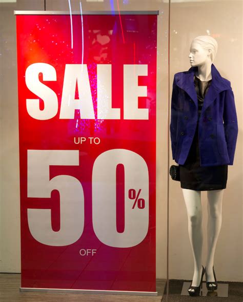 Why All Sale Signs Are Red: The Science of Color in Retail