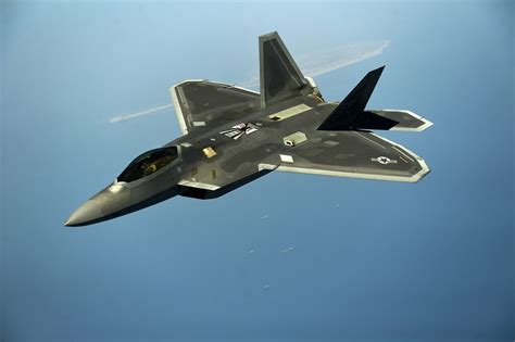 Lockheed Martin F-22 Raptor (Black) HD Wallpaper