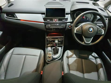 BMW 225xe - BMW Premium Selection