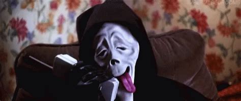 Whats Up Scary GIF - WhatsUp Scary ScaryMovie - Discover & Share GIFs | Scary movies, Scary gif, Gif