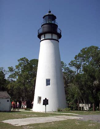 Amelia Island Lighthouse, Florida at Lighthousefriends.com