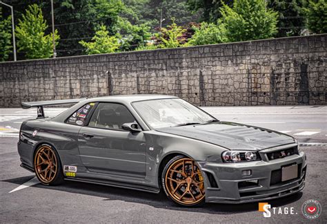 NISSAN R34 GTR - SERIES 21: S21-01 (3-PIECE) - Vossen Wheels