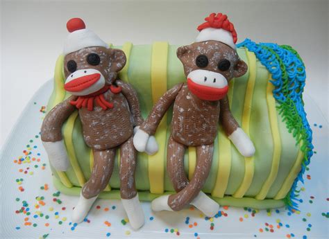 Ronna's Blog: Sock Monkey Cake