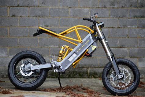 The ExoDyne Electric Motorcycle | Electric motorcycle, Electric motorbike, Diy motorcycle