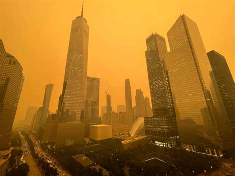 Photos of Canadian Wildfires Blanketing NYC in Smoky Haze