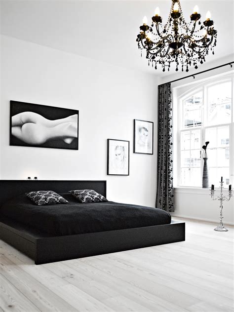 40 Beautiful Black & White Bedroom Designs