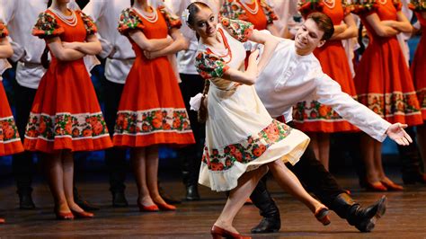 Everything you need to know about Russian folk dances - Russia Beyond