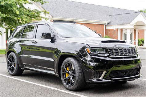 2021 TH Black on Black 1004 miles | Jeep Trackhawk Forum