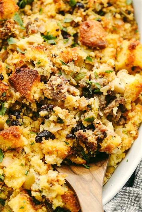 Delicious Cornbread Stuffing Recipe | The Recipe Critic