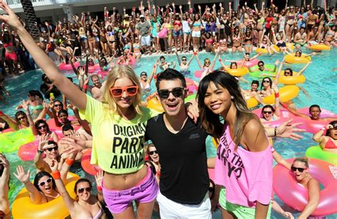 The best Pool Parties in Miami | Tips Trip Florida