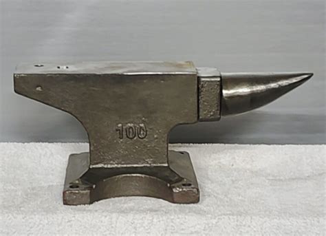 Cast Steel Anvil 100lbs - Pritchell and Hardy