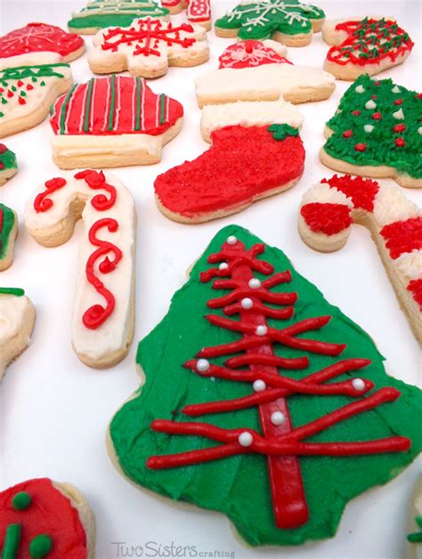 Decorating Christmas Cookies - Two Sisters