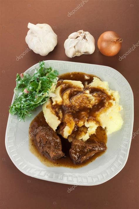 Wild boar meat sauce with potatoes — Stock Photo © Fotaww #95052220