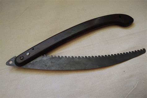 Rare Vintage Oregon Folding Hand Saw with Brazilian Hardwood Handle - Vinty