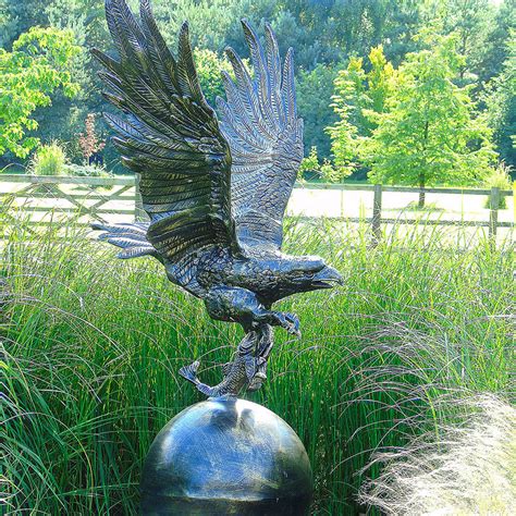 Large Eagle Garden Ornament|Metal Garden Sculpture UK- Candle and Blue