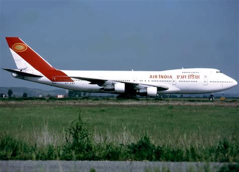 File:Air India Boeing 747-200 Allieri-1.jpg - Wikimedia Commons