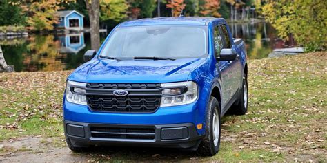 Tag along in a Ford Maverick Hybrid for a New England Fall Colors Tour