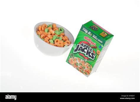 Kellogg's Apple Jacks cereal box and bowl Stock Photo: 164497795 - Alamy