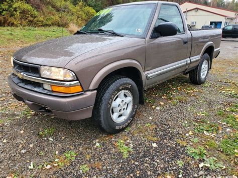 2000 Chevy S10 Ls Pickup Truck 4x4 V6 4.3l Four Wheel Drive Power Windows