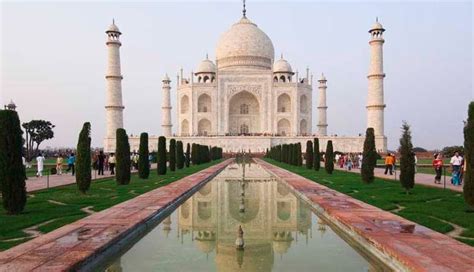 Taj Mahal Entry Fee Hiked To Rs 200 - lifeberrys.com