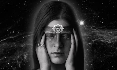 Third Eye Opening Symptoms Everyone Should Know - SOLANCHA