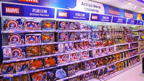 Toys 'R' Us Asia Debuts New Store Concept in Hong Kong - The Toy Book