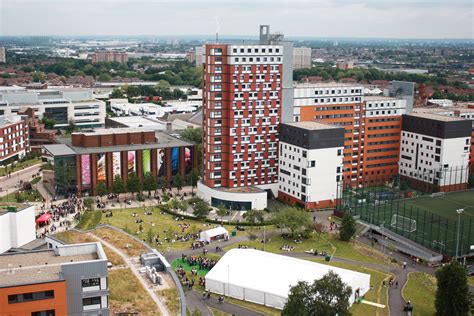 Aston University (Birmingham, United Kingdom) - apply, prices, reviews | Smapse