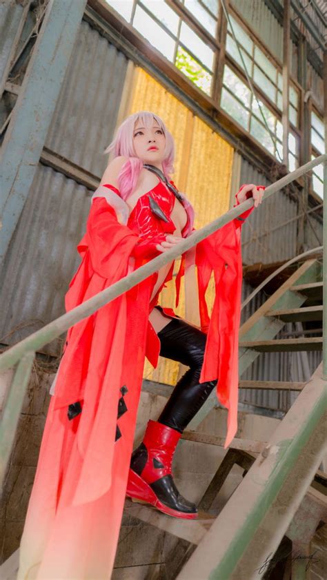 Remember Guilty Crown with This Charming Cosplay of Inori Yuzuriha! | J-List Blog