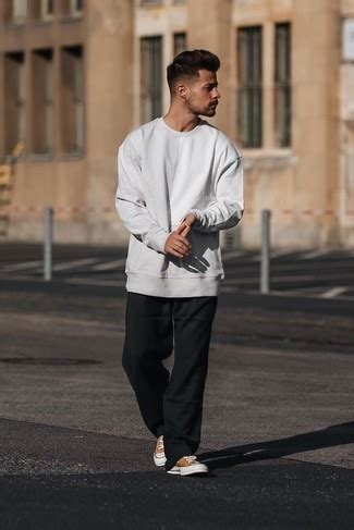 White Sweatshirt with Black Chinos Outfits (22 ideas & outfits) | Lookastic