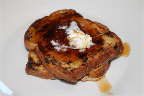 The Crystal Dish: Raisin Bread French Toast