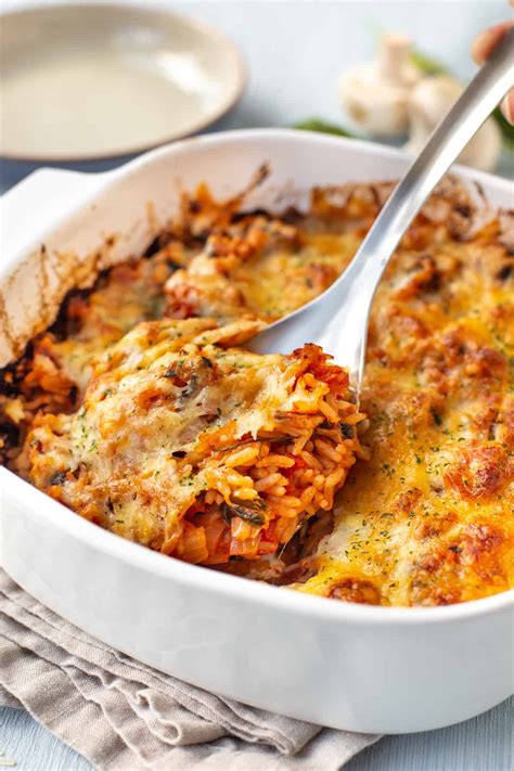 Cheesy Baked Tomato Rice - Easy Cheesy Vegetarian