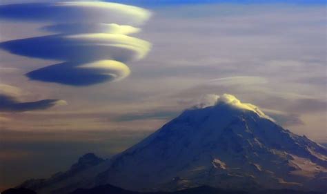 Lenticular Clouds - Explained | OpenSnow