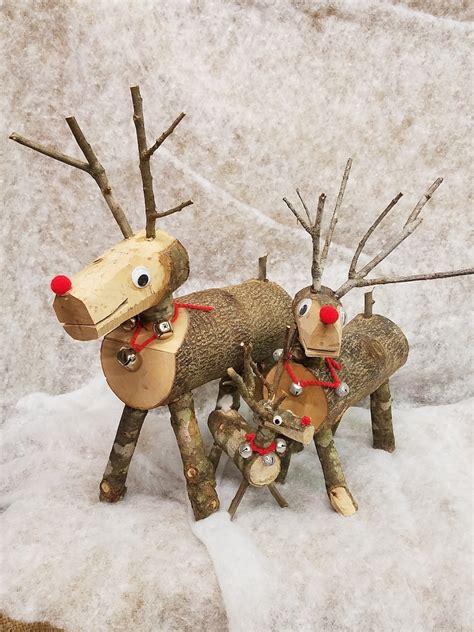 Log Reindeer family | Etsy