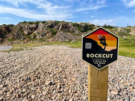 Rockcut Twillingate Trails: Coastal Hiking in Newfoundland - Out & Across