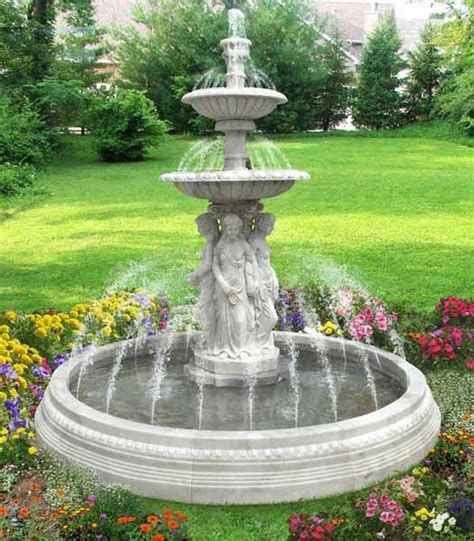 20+ Front Yard Fountain Ideas