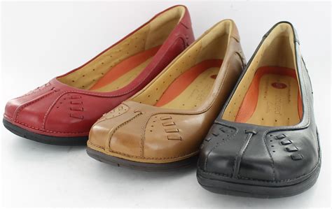 Ladies Clarks Un Rosily Leather Unstructured Slip On Shoes | eBay