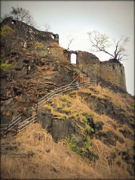 Karnala Fort Maharashtra, Get Detailed Information of Karnala Fort Trek in 2019- Tripoto