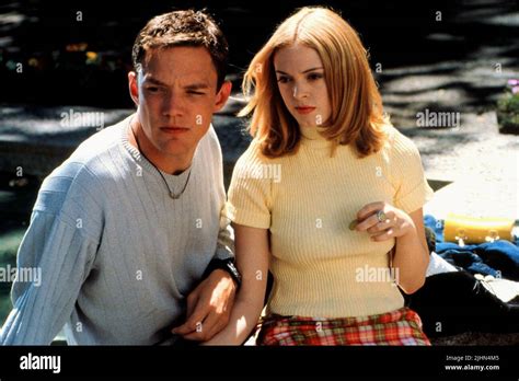 MATTHEW LILLARD, ROSE MCGOWAN, SCREAM, 1996 Stock Photo - Alamy