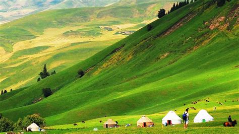 Silk Road Xinjiang Tours, Explore the Culture of Silk Route and Xinjiang People