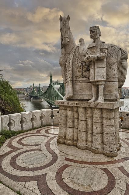 Budapest Statue Monument - Free photo on Pixabay - Pixabay