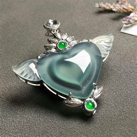 Pin von Trang Đoàn auf Ngọc đẹp để ngắm | Draht umwickeln, Schmuck ...