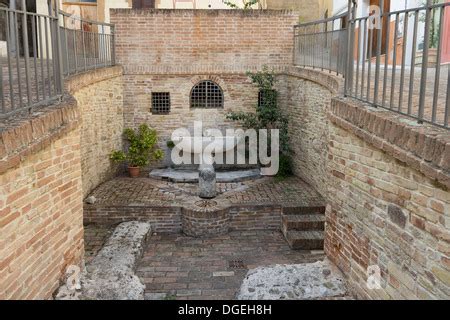 Penne in Abruzzo, Italy Stock Photo: 32140482 - Alamy