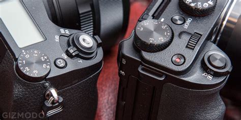 Battle Of The Superzooms: Canon G3X Vs. Sony RX10 Mark II | Gizmodo Australia