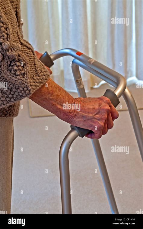 Zimmer Frame Stock Photos & Zimmer Frame Stock Images - Alamy