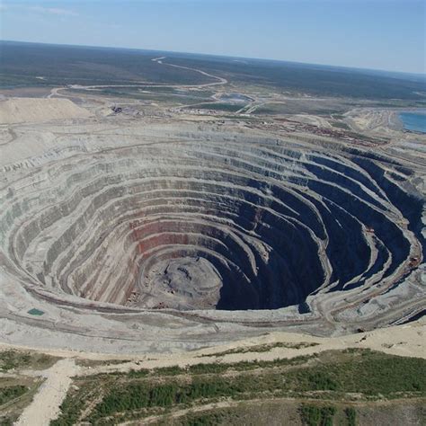 Mir Diamond Mine – Mirny, Russia - Atlas Obscura