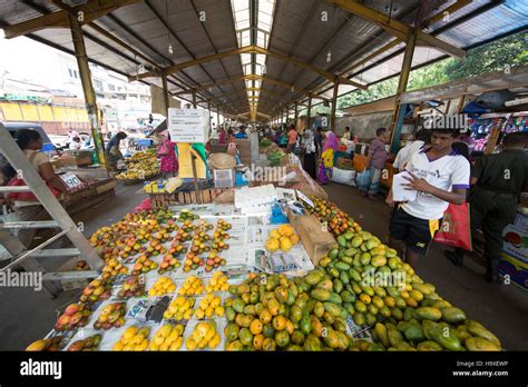 The Pettah Market Colombo Sri Lanka Stock Photo - Alamy