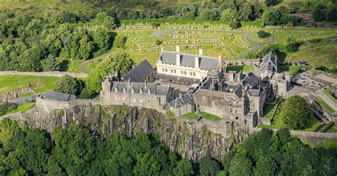 Aerial View of Stirling Castle (Illustration) - World History Encyclopedia